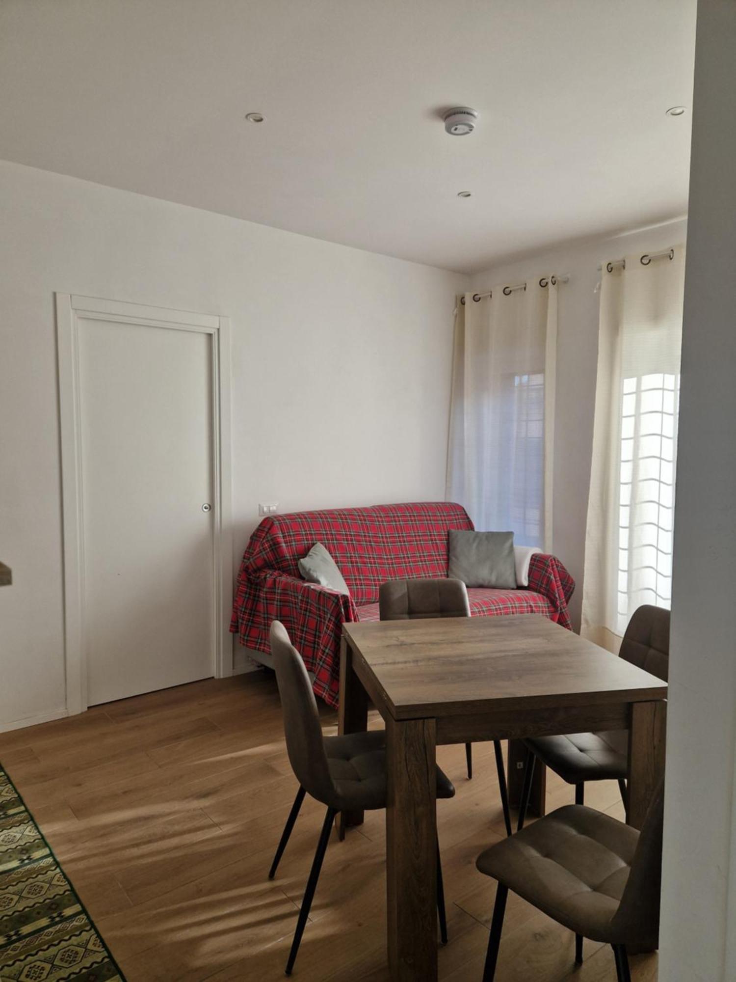 Flavia Cardosi Apartment